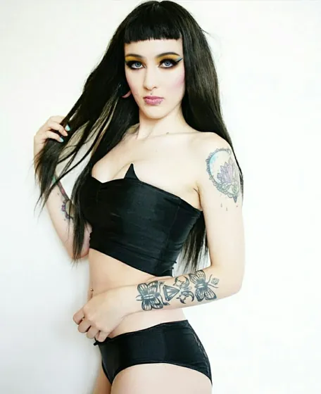 carole-trans-nice